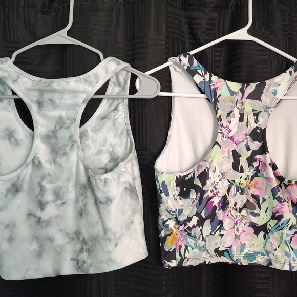 Reebok Women's Sports Bras in Marble and Floral Prints - Picture 5 of 5